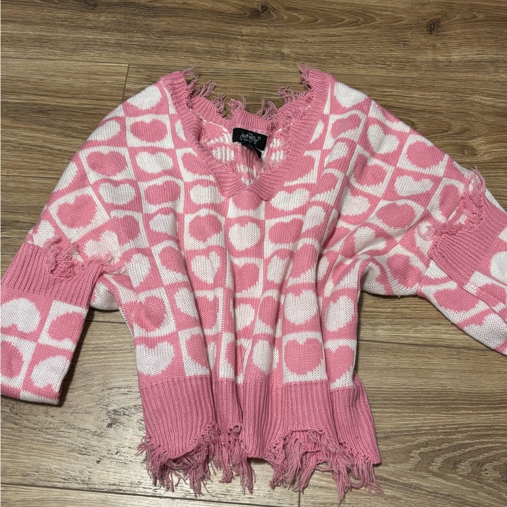 pink and white heart sweater, never worn no tags